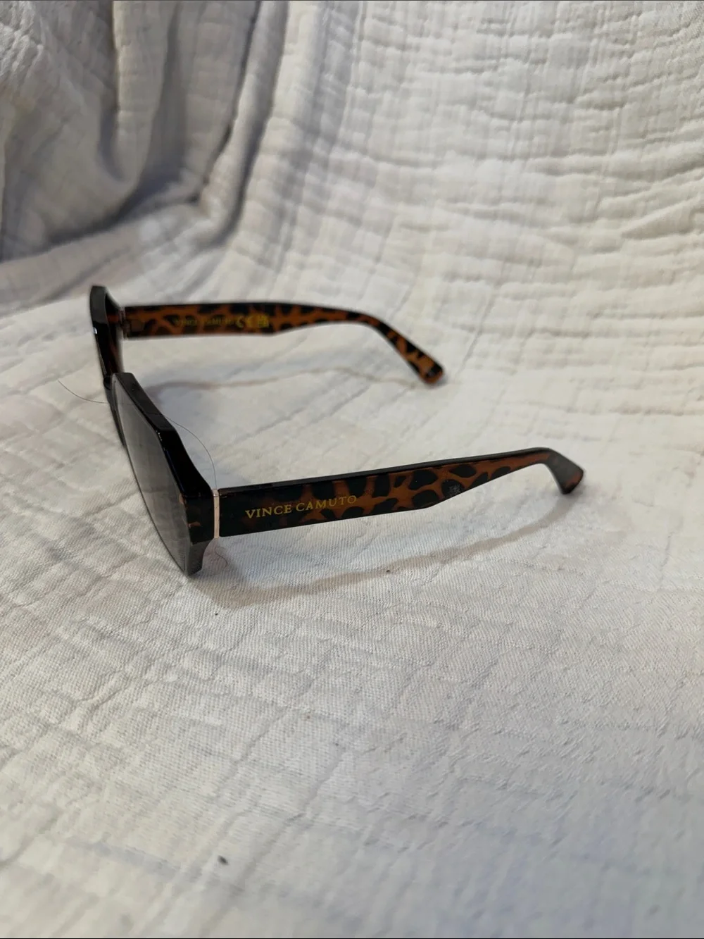 Vince Camuto Tortoise Leopard-Print Women's Sunglasses - Brown/Black